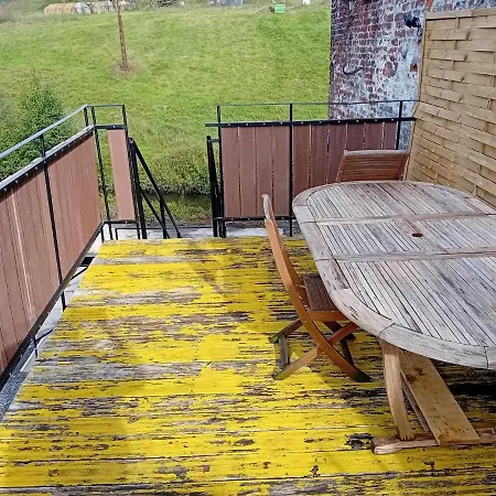 Grand Avec Terrasse * Wignehies